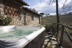 jacuzzi fienile3